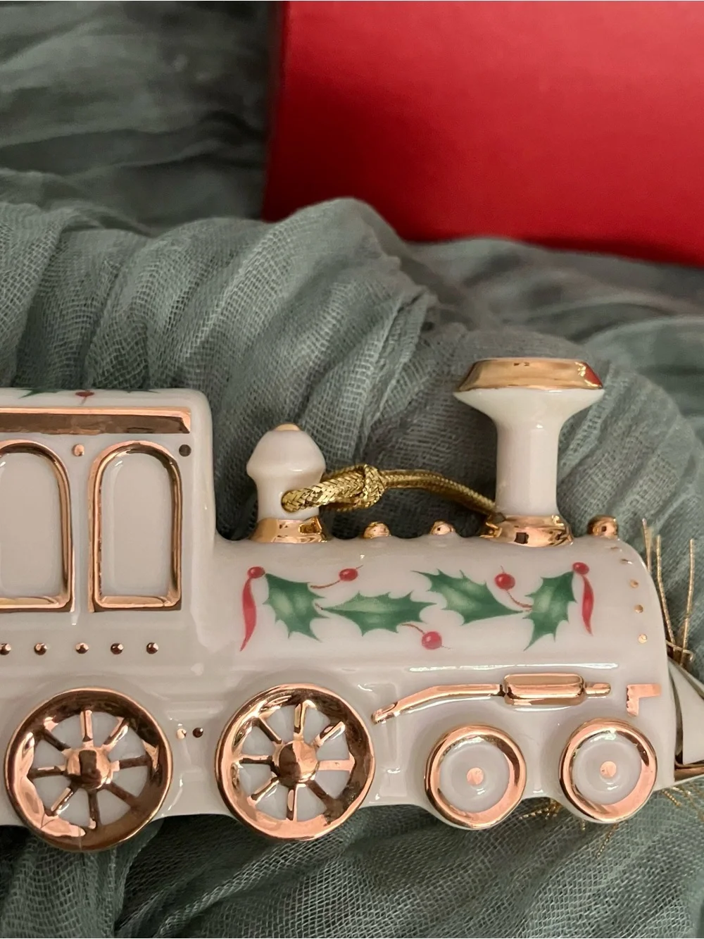 Lenox Porcelain Train 2000 Ornament with Gold Accents